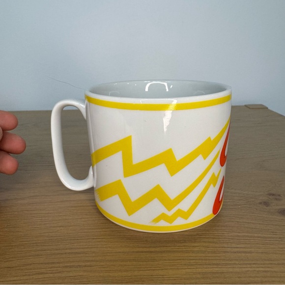 Vintage SECRETARY Red and Yellow Mug - Picture 3 of 6